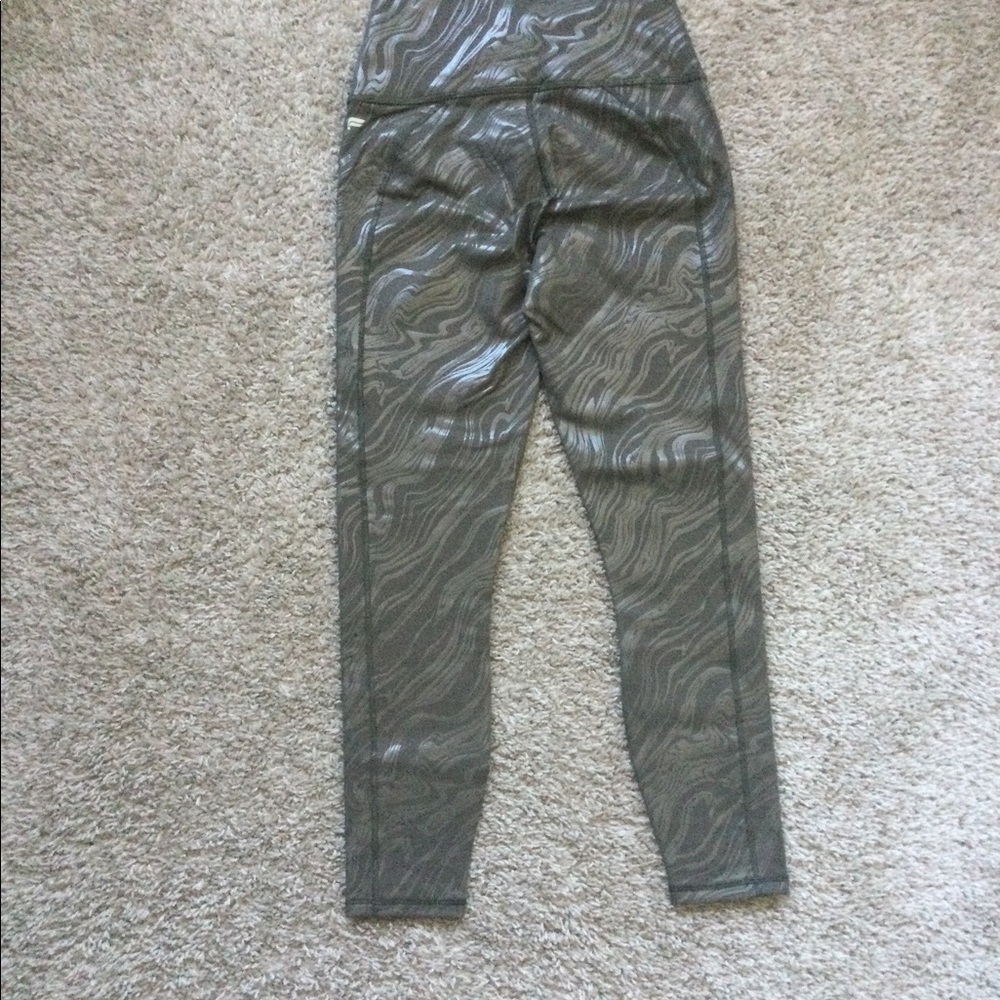 🔥🔥HOST PIC🔥🔥High-Waisted Printed PowerHold 7/8 - Picture 11 of 12